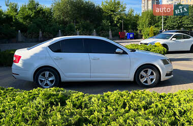 Лифтбек Skoda Octavia 2017 в 