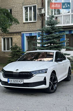 Ліфтбек Skoda Octavia 2024 в 