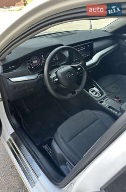 Ліфтбек Skoda Octavia 2024 в 