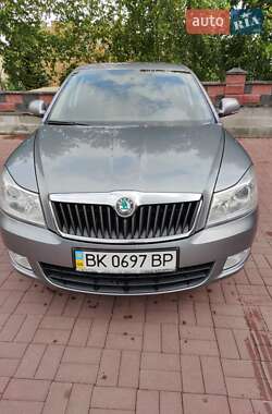Лифтбек Skoda Octavia 2011 в 