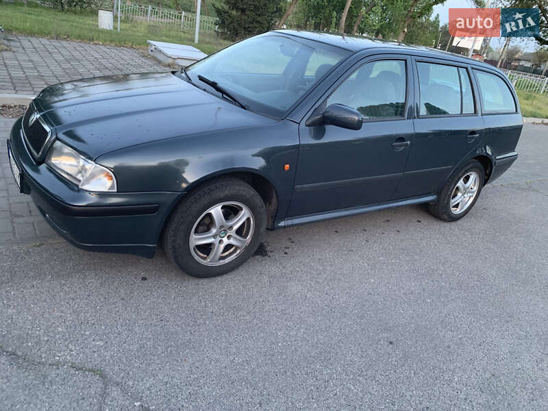 Skoda Octavia 1999