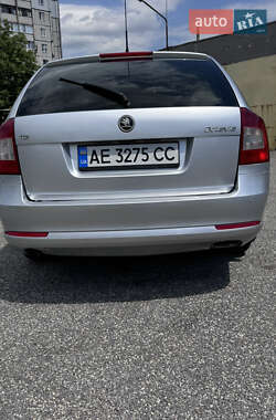 Универсал Skoda Octavia 2010 в 