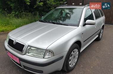 Универсал Skoda Octavia 2003 в Чернигове