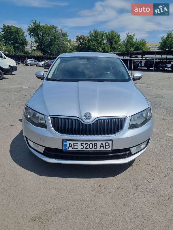 Лифтбек Skoda Octavia 2014 в 