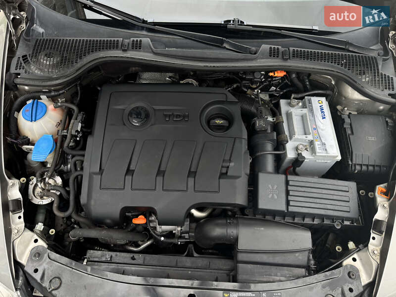 Универсал Skoda Octavia 2010 в Сумах