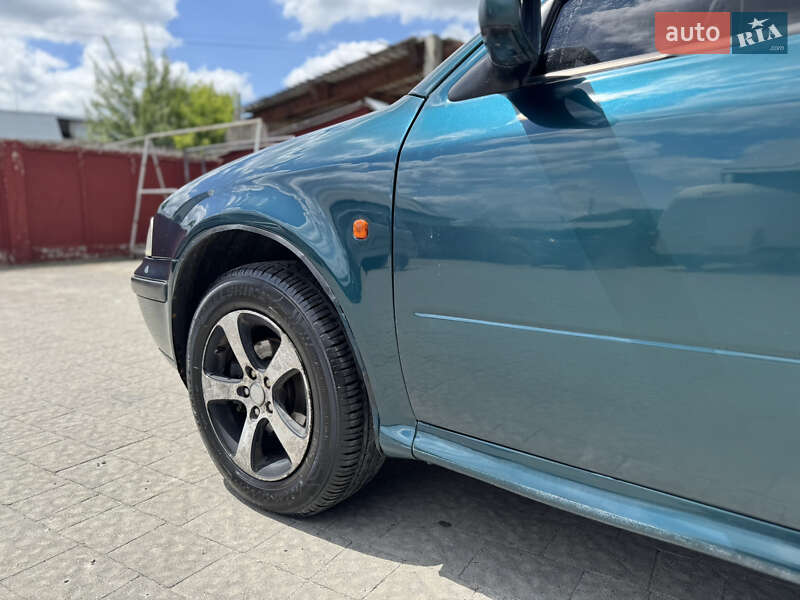 Ліфтбек Skoda Octavia 1999 в Кременці