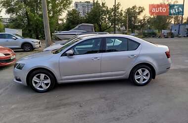 Лифтбек Skoda Octavia 2018 в 