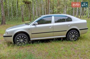 Лифтбек Skoda Octavia 2004 в 