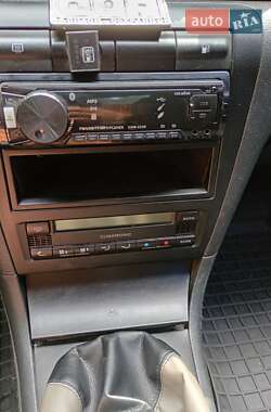 Лифтбек Skoda Octavia 2004 в 