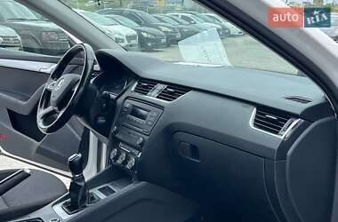 Лифтбек Skoda Octavia 2014 в 