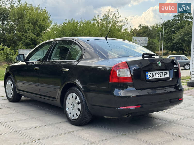 Ліфтбек Skoda Octavia 2008 в Смілі