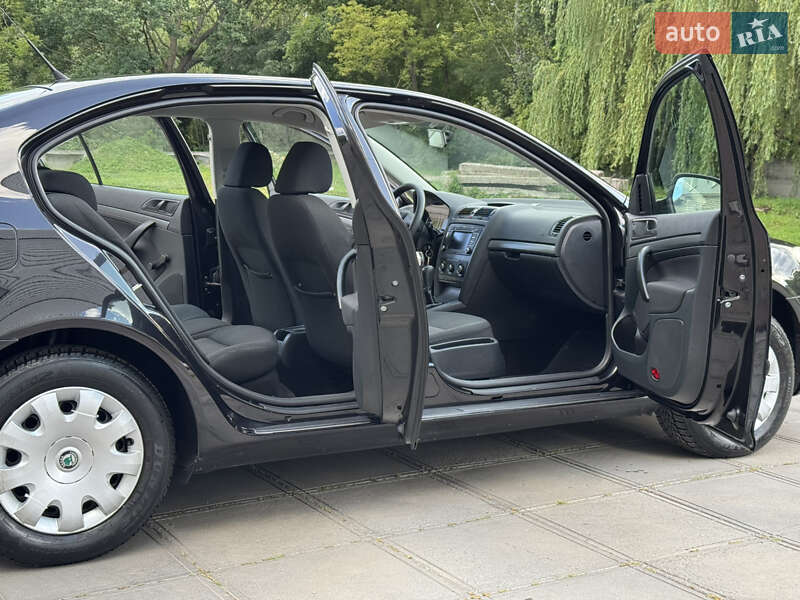 Ліфтбек Skoda Octavia 2008 в Смілі