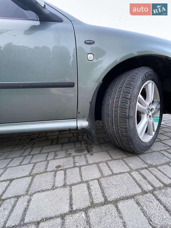 Універсал Skoda Octavia 2002 в Луцьку
