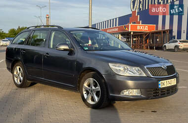 Універсал Skoda Octavia 2011 в 