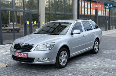 Універсал Skoda Octavia 2012 в Полтаві