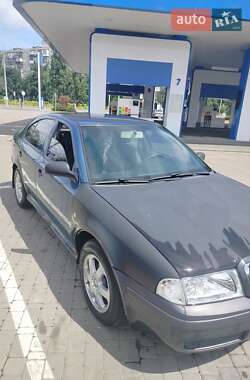 Ліфтбек Skoda Octavia 2003 в Києві