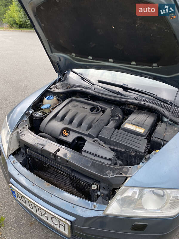 Лифтбек Skoda Octavia 2005 в Чернигове