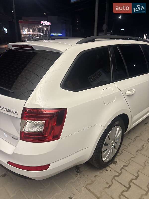 Универсал Skoda Octavia 2016 в Тернополе