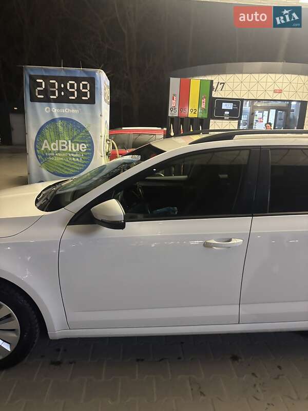 Универсал Skoda Octavia 2016 в Тернополе