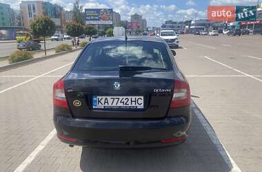 Лифтбек Skoda Octavia 2012 в 