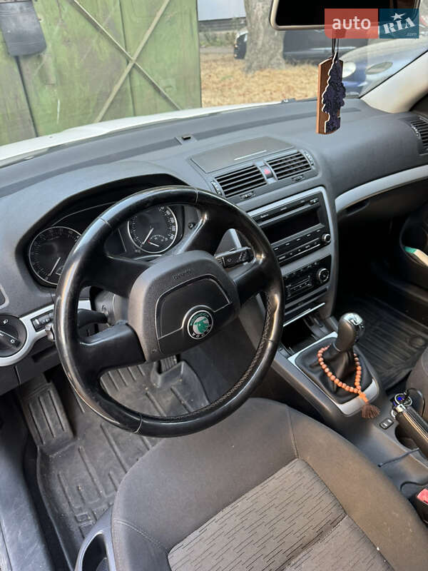 Универсал Skoda Octavia 2010 в Полтаве фото 6 Универсал Skoda Octavia 2010 в Полтаве