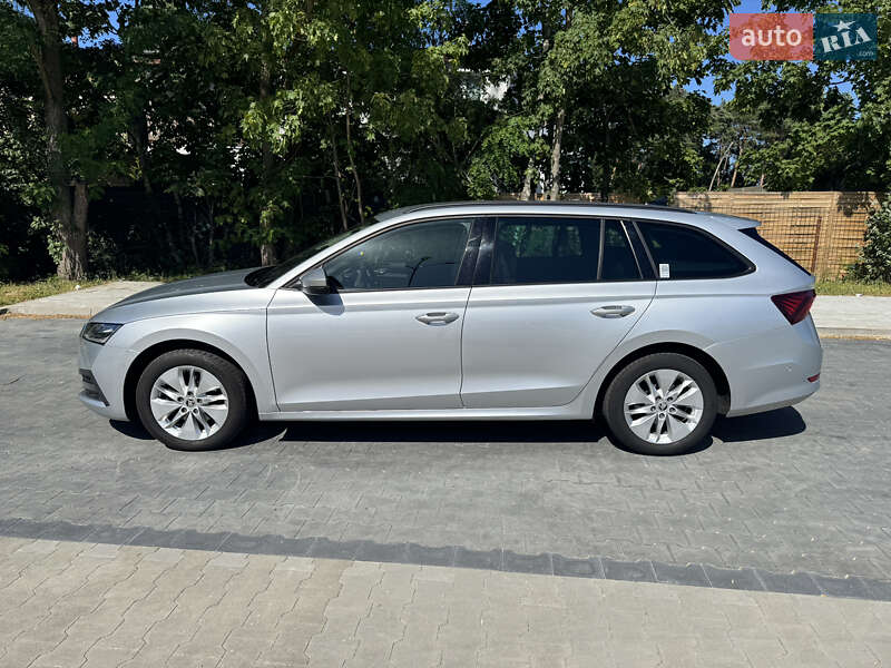 Універсал Skoda Octavia 2020 в Стрию