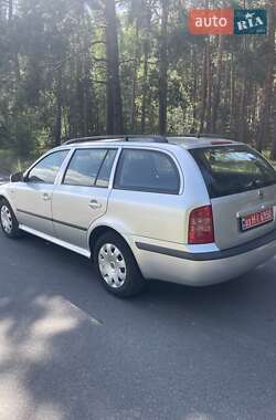Универсал Skoda Octavia 2001 в 