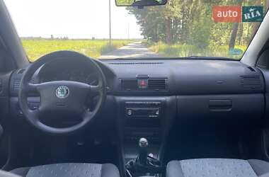 Универсал Skoda Octavia 2001 в 