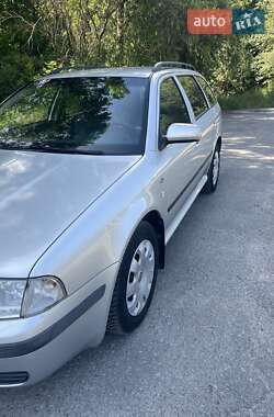 Универсал Skoda Octavia 2001 в 