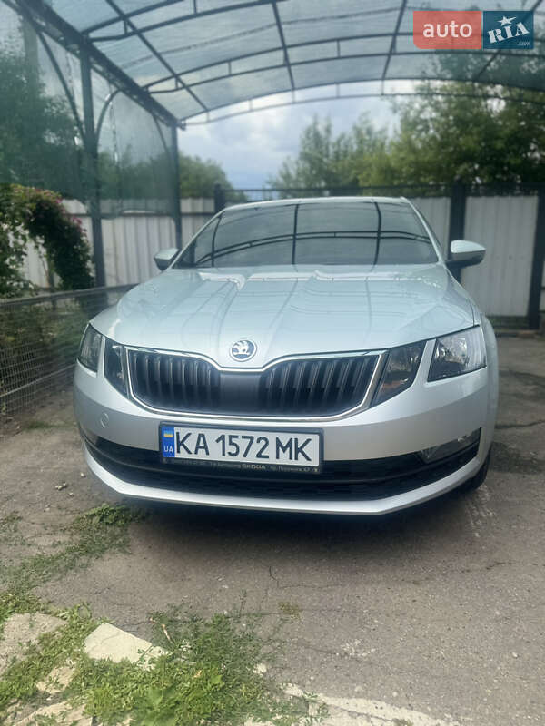 Лифтбек Skoda Octavia 2018 в Чутове фото 2 Лифтбек Skoda Octavia 2018 в Чутове