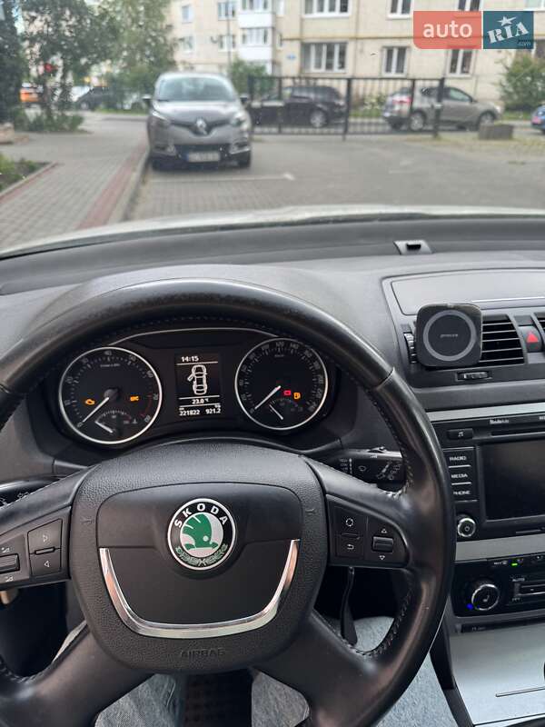 Універсал Skoda Octavia 2012 в Луцьку