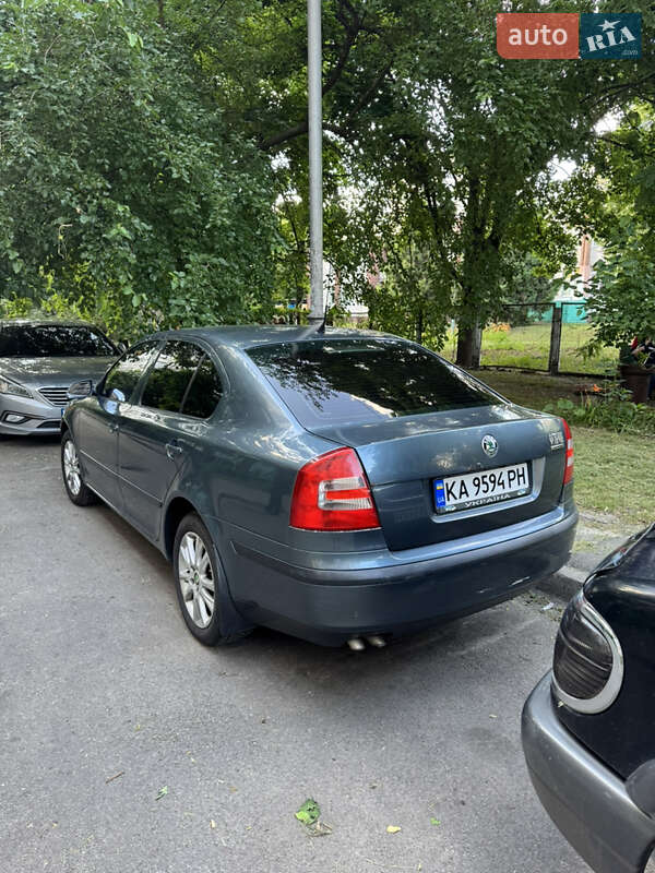 Лифтбек Skoda Octavia 2004 в Киеве