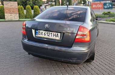 Лифтбек Skoda Octavia 2004 в 