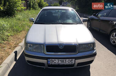 Лифтбек Skoda Octavia 2003 в 