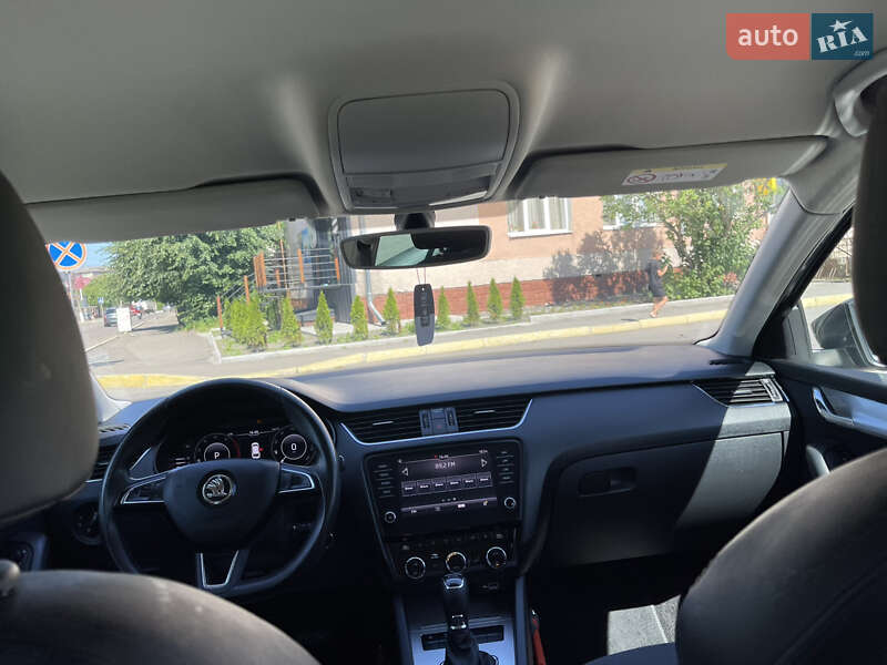 Универсал Skoda Octavia 2019 в Радивилове