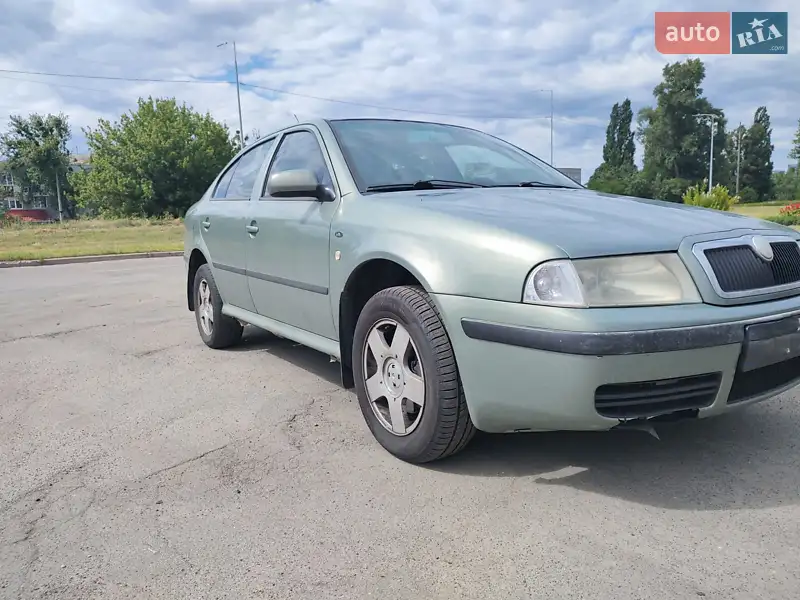 Skoda Octavia 2003 VIN TMBSL41UX38697160 фото оголошення 2 з 49