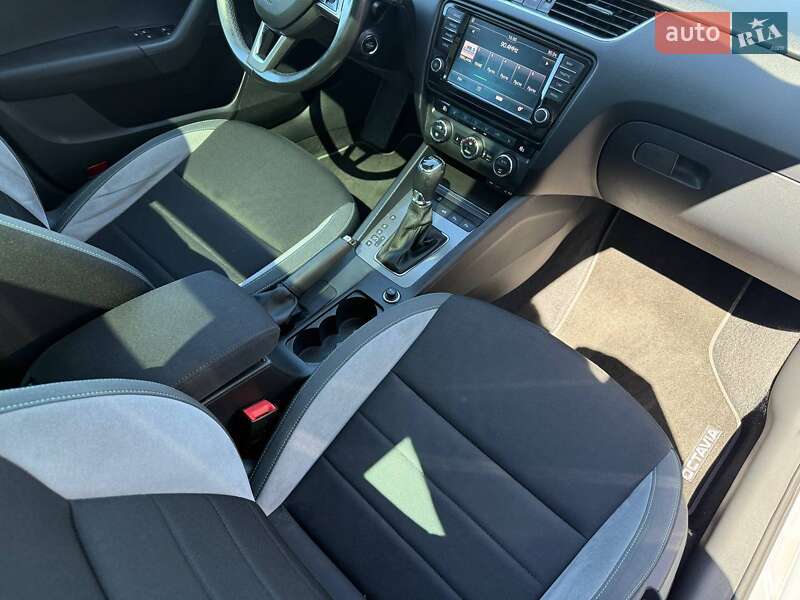 Универсал Skoda Octavia 2016 в Ровно