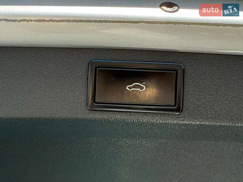 Универсал Skoda Octavia 2016 в Ровно