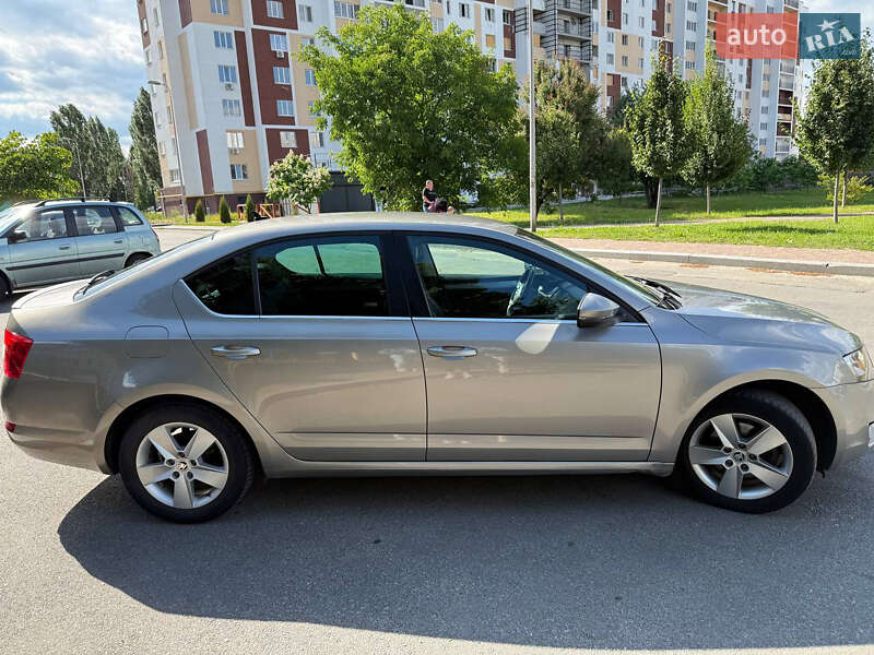 Лифтбек Skoda Octavia 2014 в Киеве