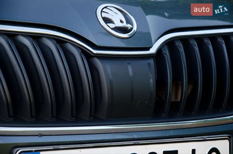 Универсал Skoda Octavia 2019 в Сарнах