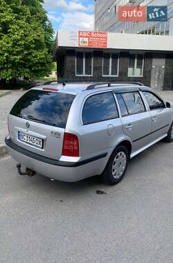 Универсал Skoda Octavia 2001 в 
