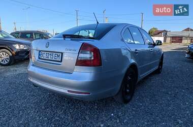 Лифтбек Skoda Octavia 2011 в 