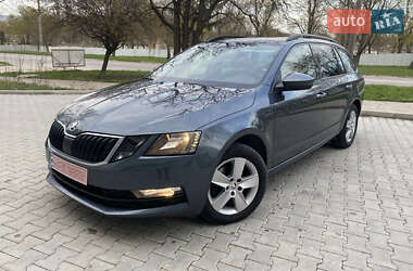 Универсал Skoda Octavia 2019 в 