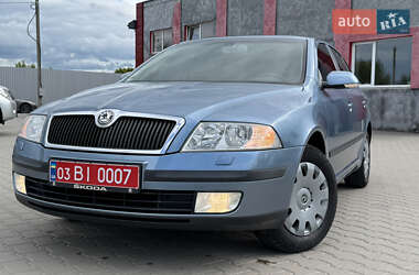 Лифтбек Skoda Octavia 2008 в 
