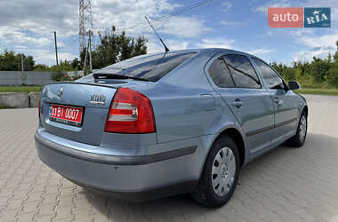 Лифтбек Skoda Octavia 2008 в 