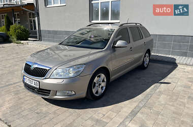 Універсал Skoda Octavia 2012 в Ужгороді