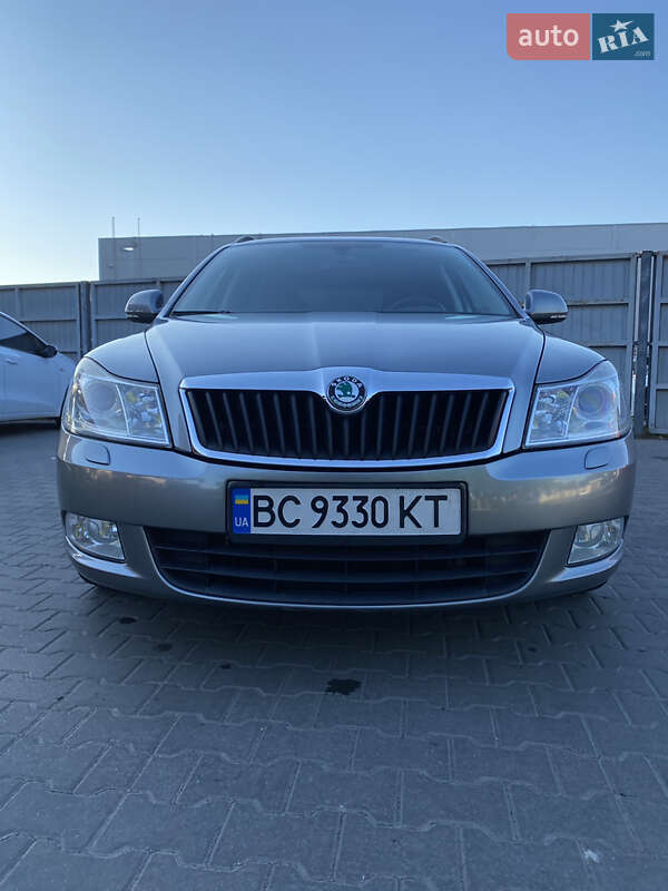 Универсал Skoda Octavia 2012 в Львове