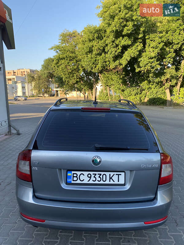 Универсал Skoda Octavia 2012 в Львове