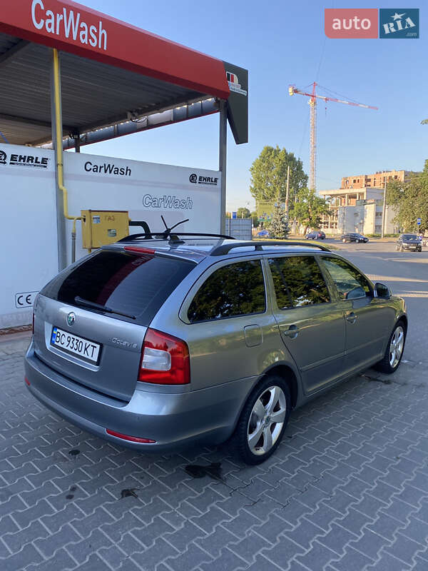 Универсал Skoda Octavia 2012 в Львове