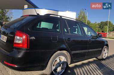 Універсал Skoda Octavia 2012 в 